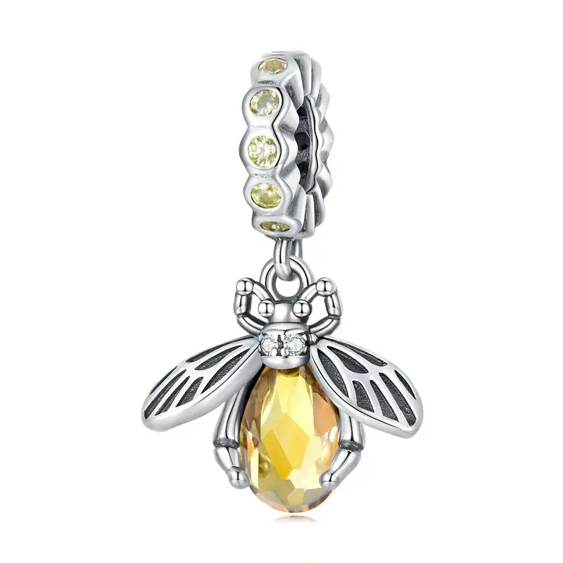 The Yellow Collection Charm - la Vérité